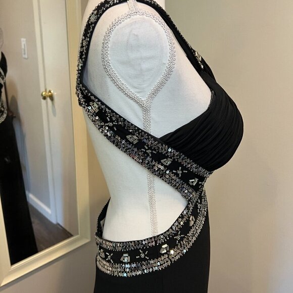 Betsy & Adam Black Sequined Front cross Cut Out Gown, Size 10 - Picture 11 of 16